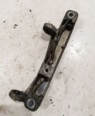 Audi A3 S3 8P Engine mounting bracket 06a129723q