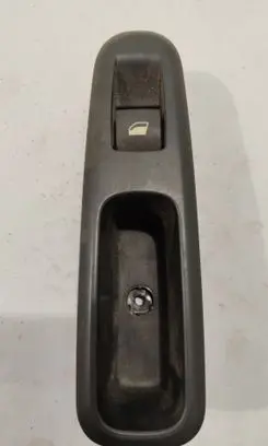 Peugeot 5008 Electric window control switch 96662297XT