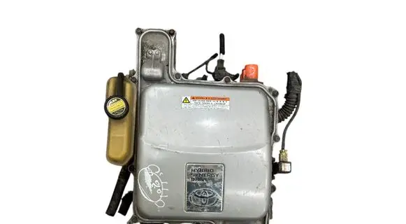 Toyota Prius (XW20) Voltage converter inverter G920047100
