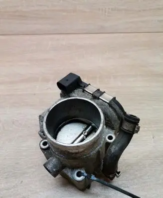 Audi A3 S3 8L Throttle valve 06A133062C