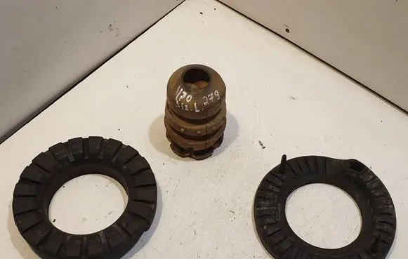 Volvo V70 Rear coil spring rubber mount 6G915599 6G915B718