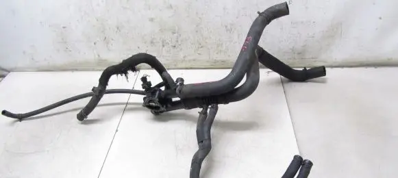 Thermostat/thermostat housing