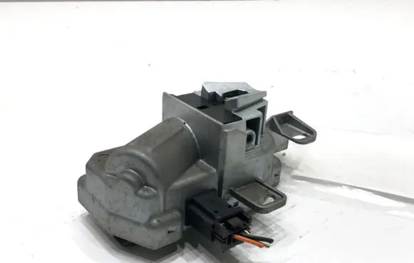 Volvo V50 Steering wheel lock P30776153