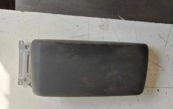 Subaru Outback (BS) Armrest