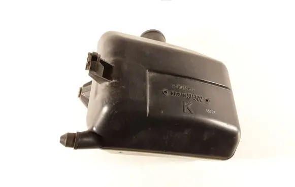 Nissan X-Trail T30 Intake resonator 8H302 13725