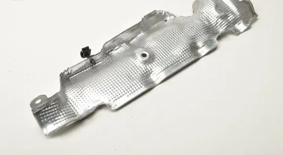 Volvo V60 Heat shield in engine bay 32397650