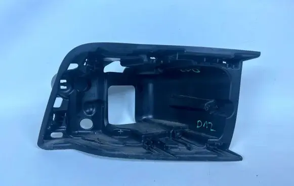 Audi A1 Headlight/headlamp mounting bracket