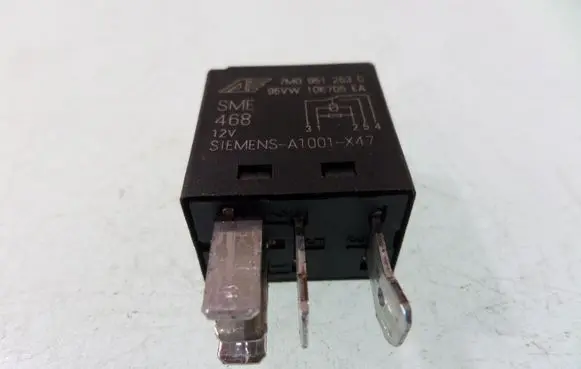 Volkswagen Sharan Other relay 7M0951253C 95VW10K705EA