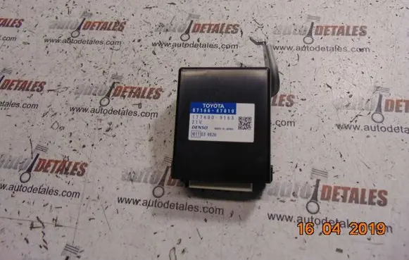 Toyota Prius (XW30) Sunroof control unit/module 8716647010