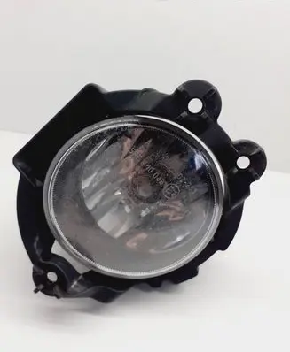 Toyota Avensis T270 Front fog light 90008497 8122002110