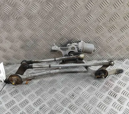 Toyota Prius (XW50) Front wiper linkage and motor 8511047350