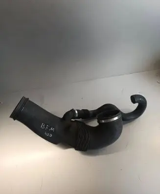 Audi A8 S8 D3 4E Air intake hose/pipe 077129629