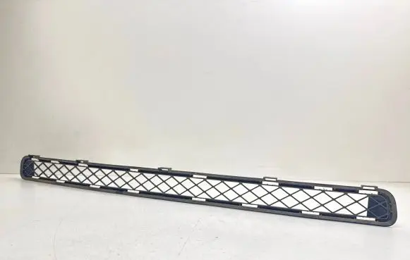 Toyota RAV 4 (XA30) Front bumper lower grill 5311242040
