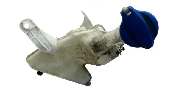 KIA Soul Windshield washer fluid reservoir/tank 98610B2000 98610B2010 060210606