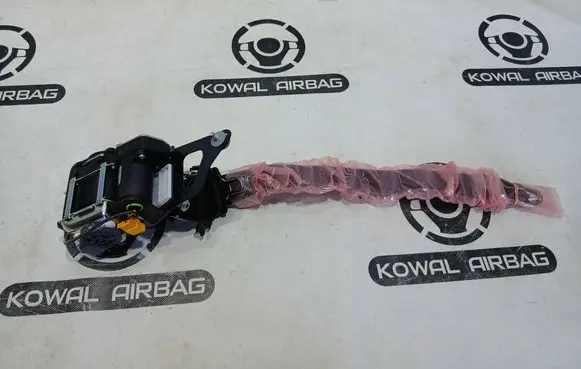 Mercedes-Benz C W205 Front seatbelt A2058606600