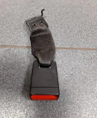 BMW M4 F82 F83 Rear seatbelt buckle 7243311