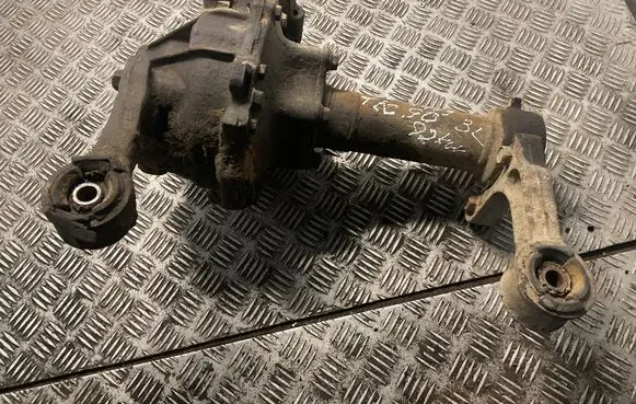 Toyota Land Cruiser (HDJ90) Front differential 