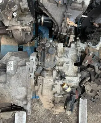 Volvo XC60 Manual 6 speed gearbox 8G9R7002KB