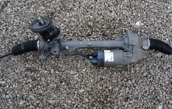 Volkswagen Golf VII Steering rack 5Q0910143C