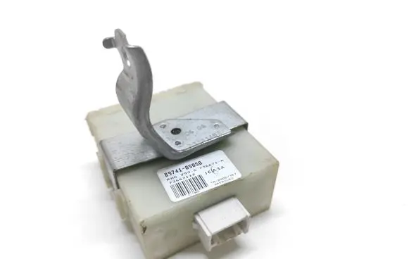 Toyota Avensis T250 Door central lock control unit/module 8974105050 73667112