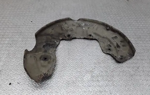 Audi A4 S4 B6 8E 8H Front brake disc dust cover plate 