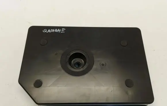 Nissan Qashqai J12 Subwoofer speaker 281706um0a