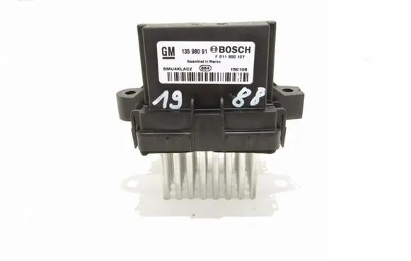 Opel Insignia A Heater blower fan relay 13598091