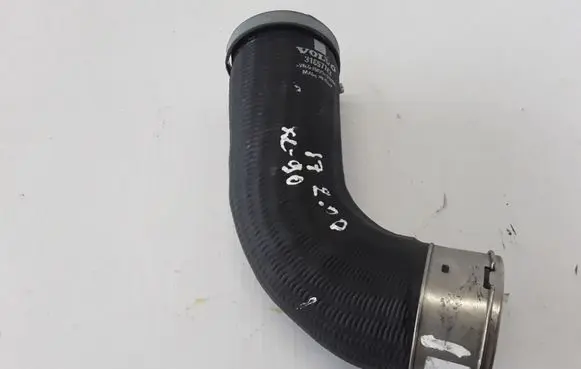 Volvo XC90 Intercooler hose/pipe 31657743