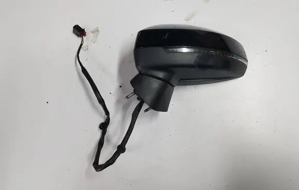 Audi A3 S3 8V Front door electric wing mirror 