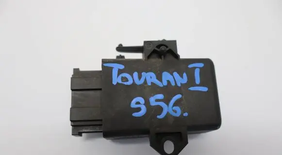 Volkswagen Touran I Seat heating relay 1Z0959772B