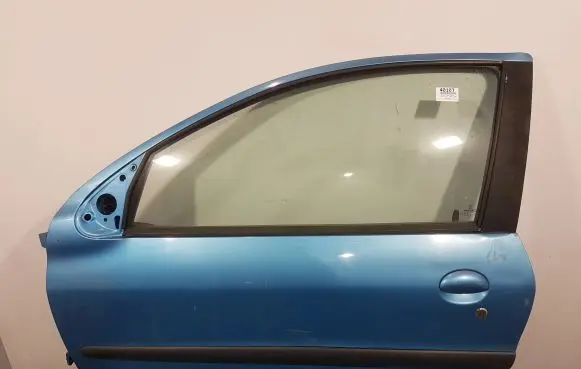 Peugeot 206 Front door