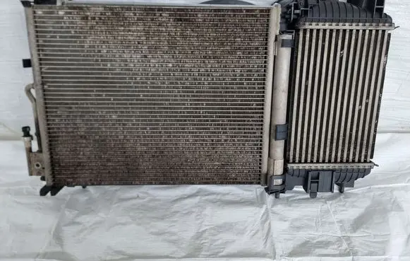Opel Meriva B Coolant radiator 13283251