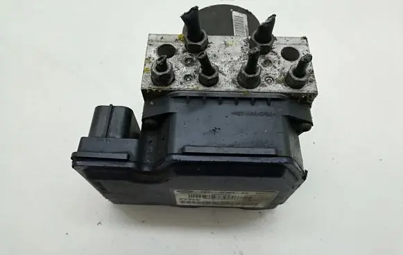 Ford Mondeo MK IV ABS Pump 7G912C405AB