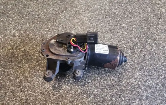 Hyundai Accent Wiper motor 9810022010