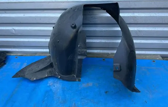 Volkswagen Caddy Front wheel arch liner splash guards 2K5805912G