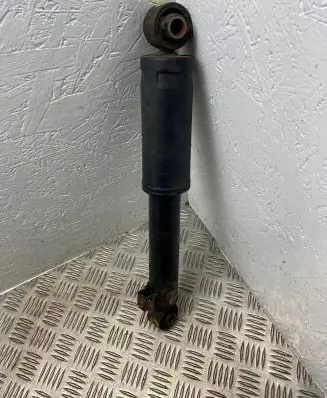 KIA Sorento Rear shock absorber/damper 553102P650