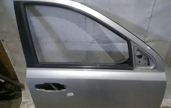 KIA Sorento Front door PILKOS