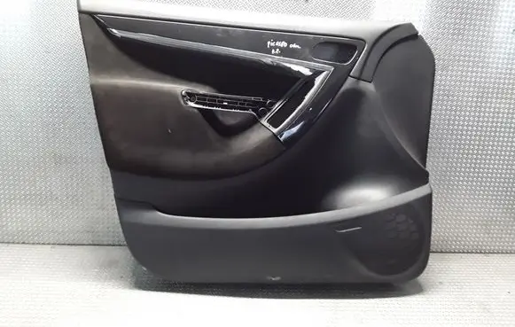 Citroen C4 Grand Picasso Front door card panel trim