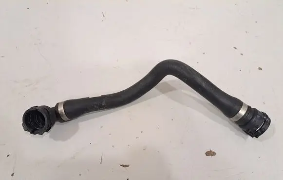 BMW 4 F32 F33 Engine coolant pipe/hose 9329646