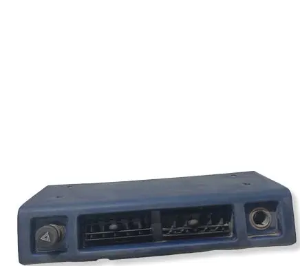 Nissan Patrol 160 Dash center air vent grill 