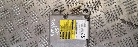 Toyota Avensis T270 Airbag control unit/module 8917005321