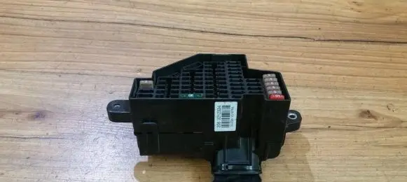 Skoda Octavia Mk2 (1Z) Fuse box set 2063212324