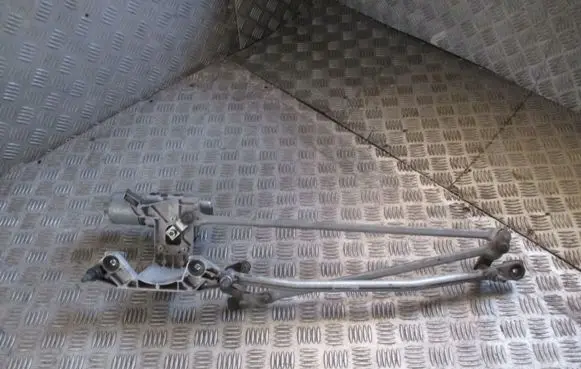 Ford Focus Front wiper linkage and motor 3M51-17508AA 0390241724