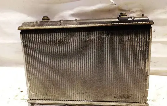 Volvo S40, V40 Coolant radiator