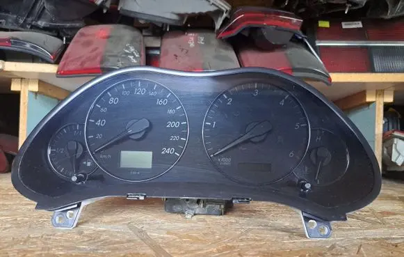 Toyota Avensis T250 Speedometer (instrument cluster) 8380005630H MB2574109865 118380005630H