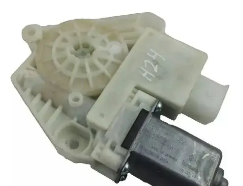 BMW 5 G30 G31 Front door window regulator motor 7455082