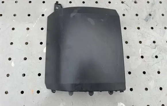 Volkswagen Multivan T6 Rear bumper corner part panel trim 7E0807321E 63291