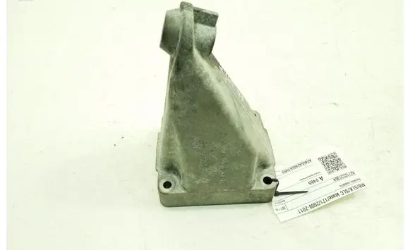 Mercedes-Benz SLK R171 Engine mounting bracket A2712231304