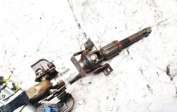Mitsubishi Grandis Steering wheel axle