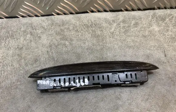 Mercedes-Benz E W211 Parking PDC sensor display screen A1715420123